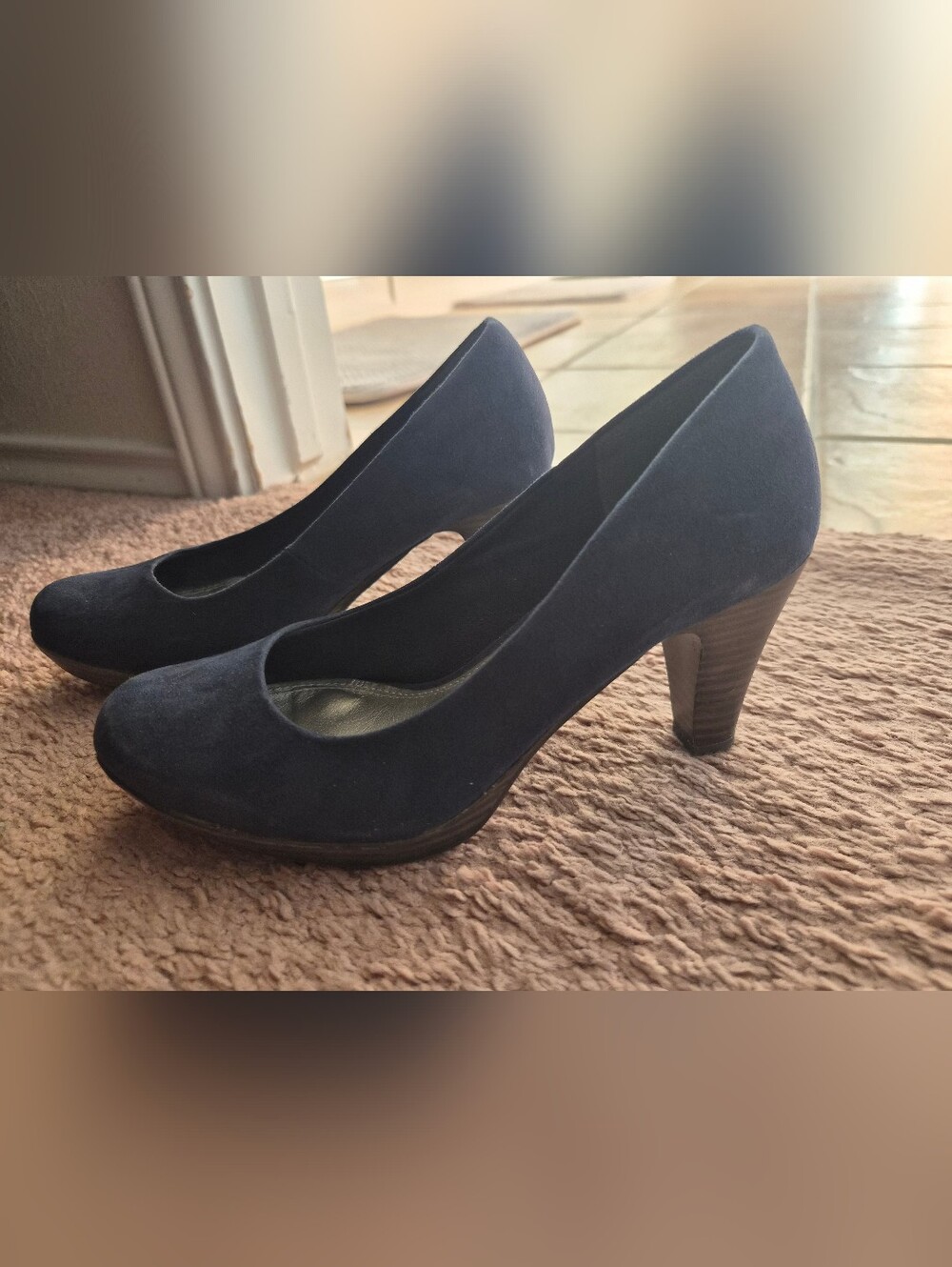 Classic Navy Suede Mid-Heel Pumps - Women's